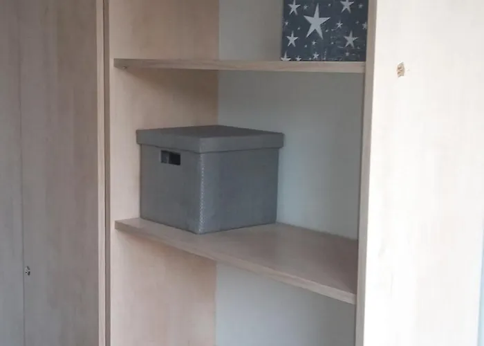 Stare Zegrze 143 - Ekonomia I Komfort! בית אירוח פוזנן