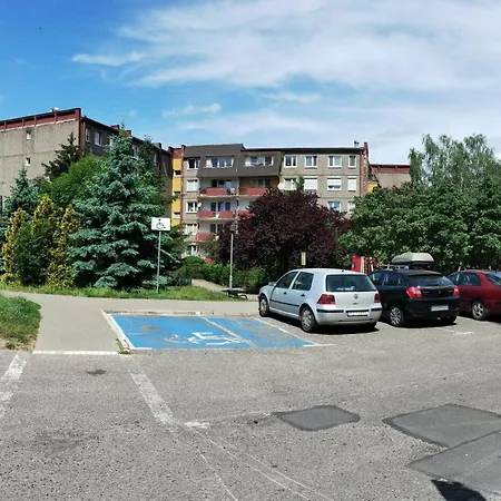 Stare Zegrze 143 - Ekonomia I Komfort! 포즈난